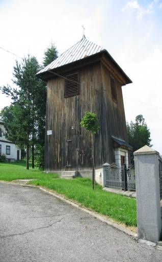 Kościół pw Św. Bartłomieja Apostoła w Chlinie - Dzwonnica
