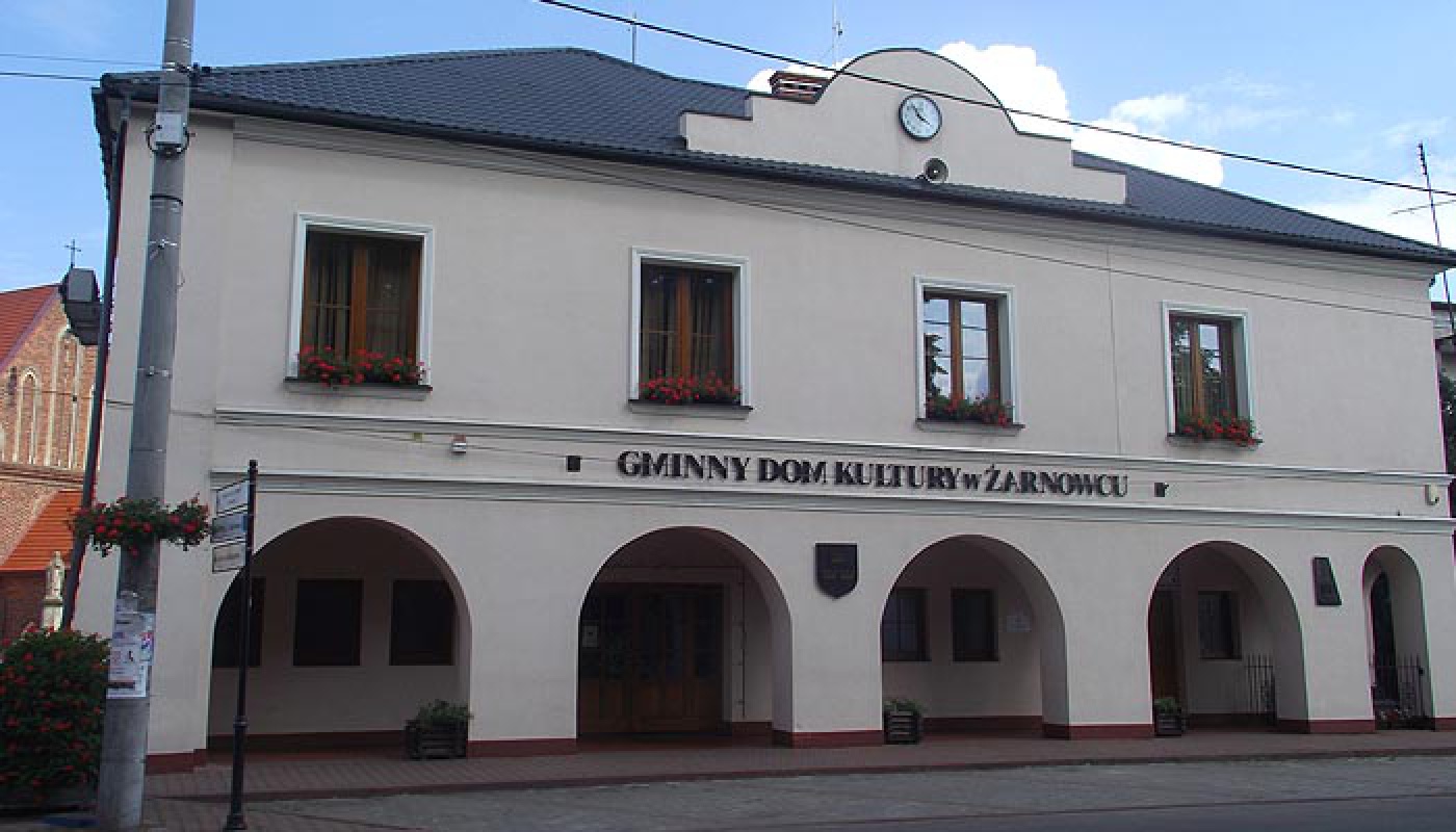 : Gminny Ośrodek Kultury, Sportu i Turystyki w Żarnowcu